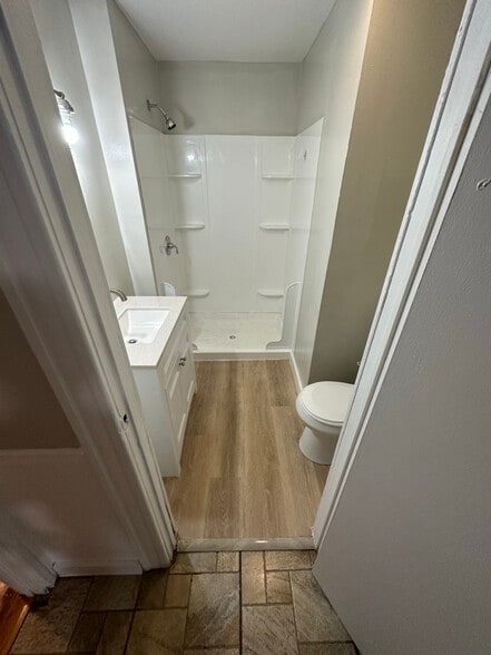 Building Photo - 100 Abbe Ave