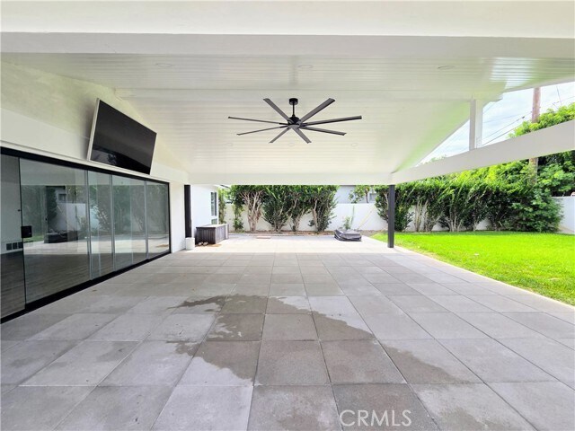 Building Photo - 3041 Yellowtail Dr