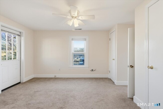 Building Photo - 194 Cherry St