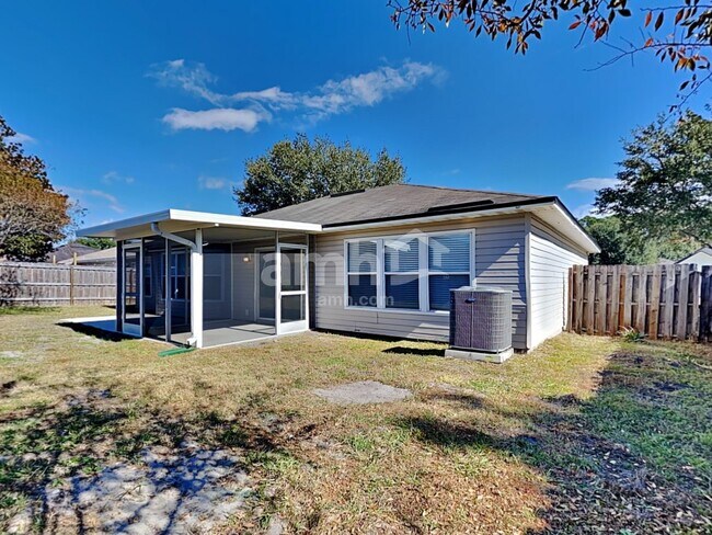 Building Photo - 1472 Redbird Creek Dr