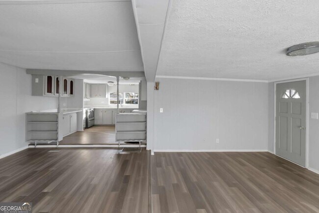 Building Photo - 24 David Dr