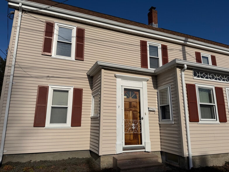 Primary Photo - 7 Pearl St