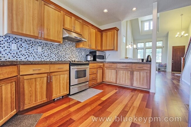 Building Photo - North Bethany Home, 4 Bed 2.5 Bath near PCC Rock Creek and Springville Elem School