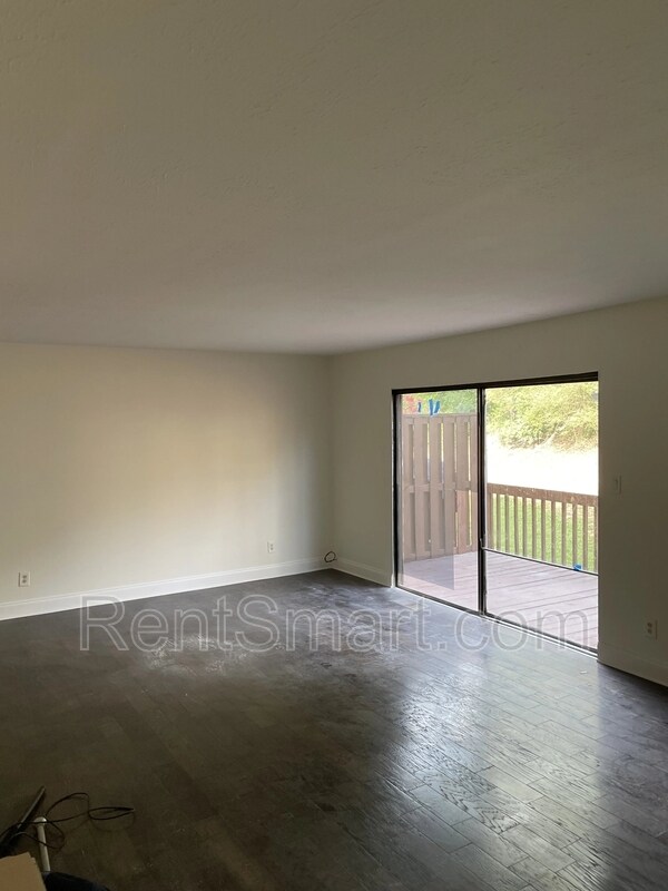 Building Photo - 36 Sandalwood Cir