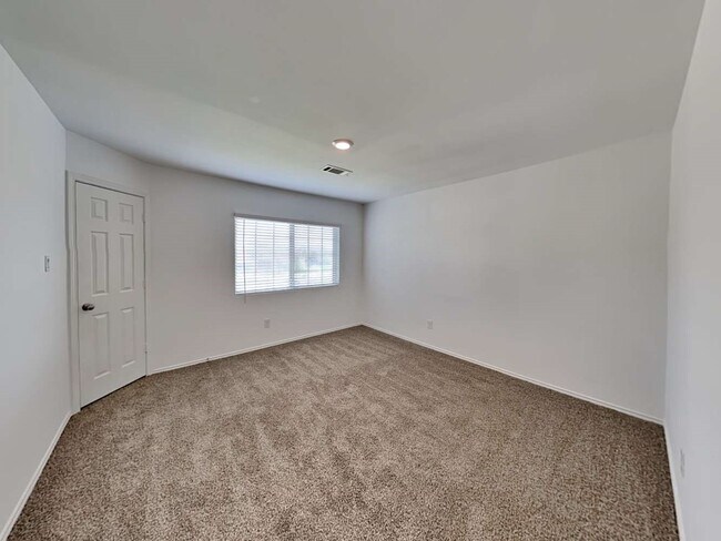 Building Photo - 6183 Dunsmore Cyn Ln