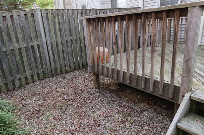 Building Photo - 2208 Wimbledon Cir