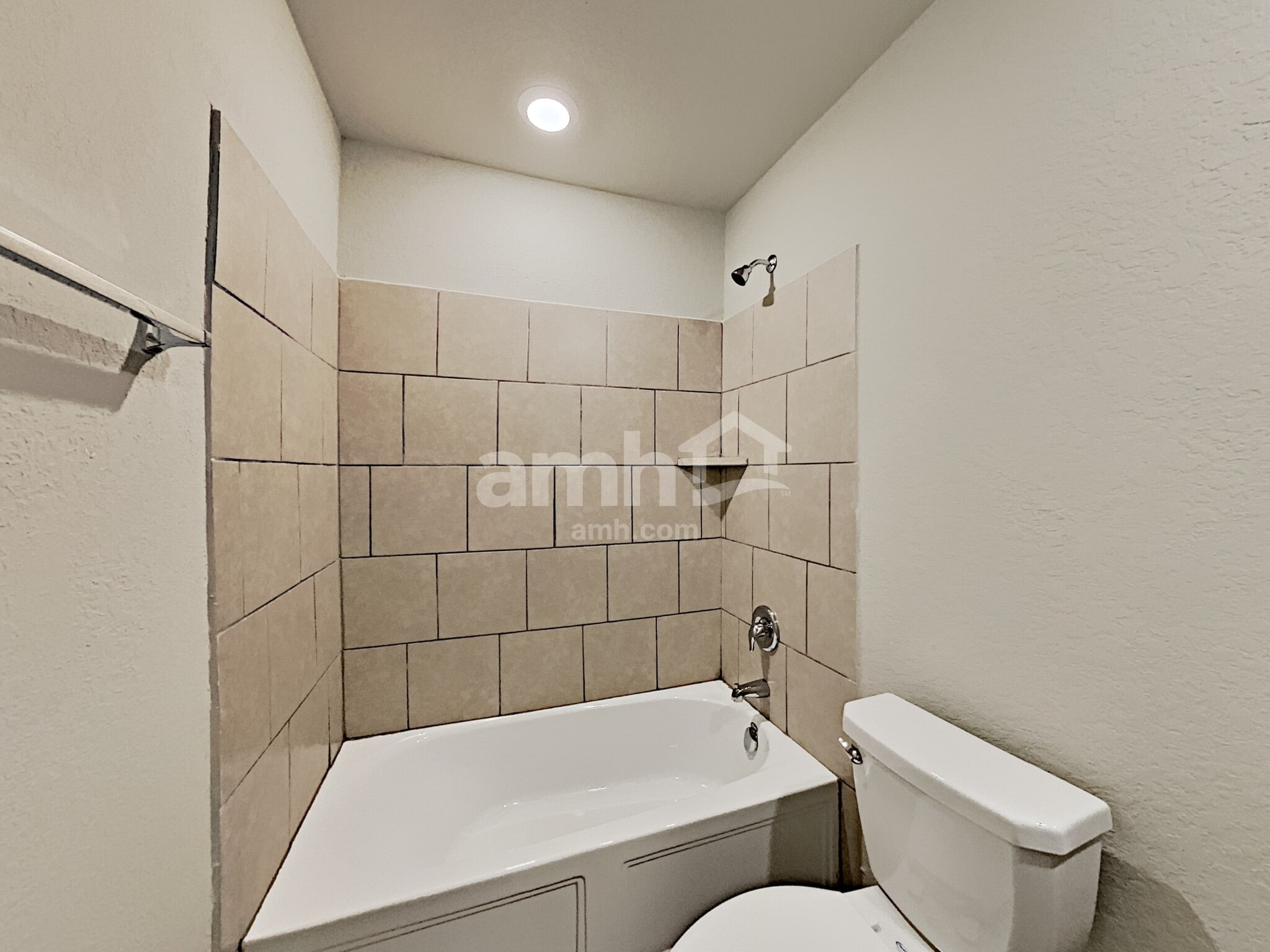 Building Photo - 2701 Iberia Ct