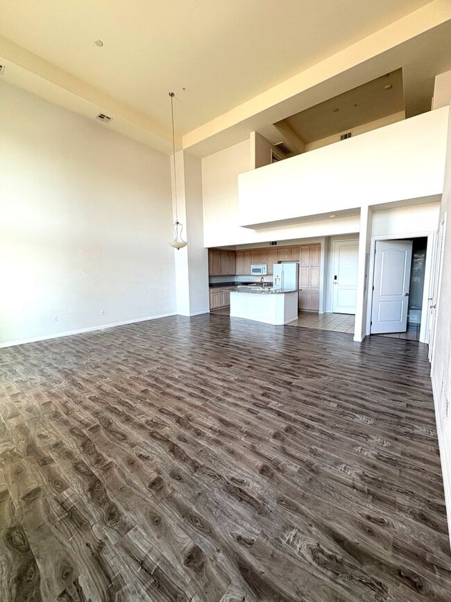 Building Photo - Beautiful, 2 story penthouse loft at the Manhattan condos on the south strip.