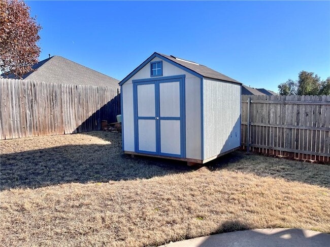 Building Photo - 628 Allison Ln