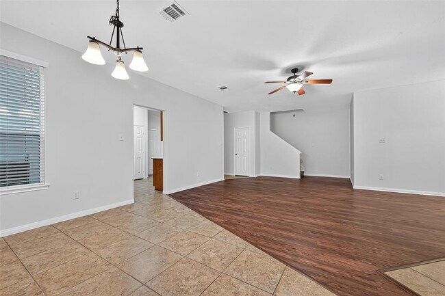Building Photo - 11346 Glenforest Dr