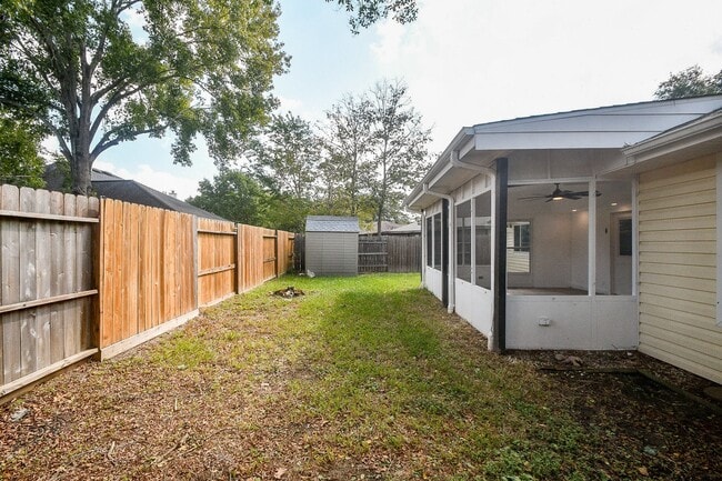 Building Photo - 19734 Redroot Dr