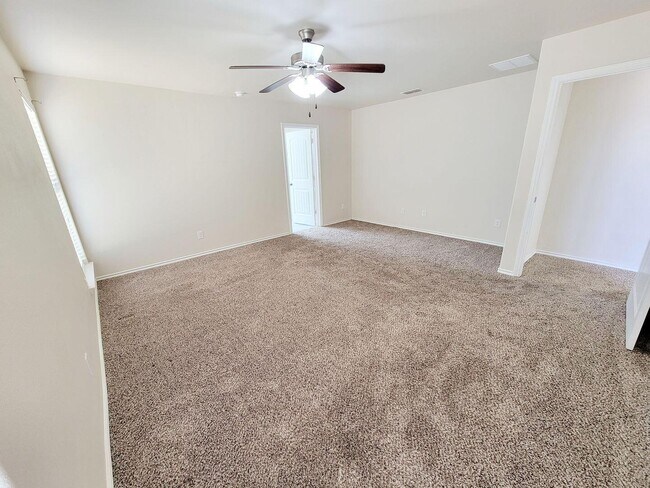 Building Photo - 13803 Avenue W