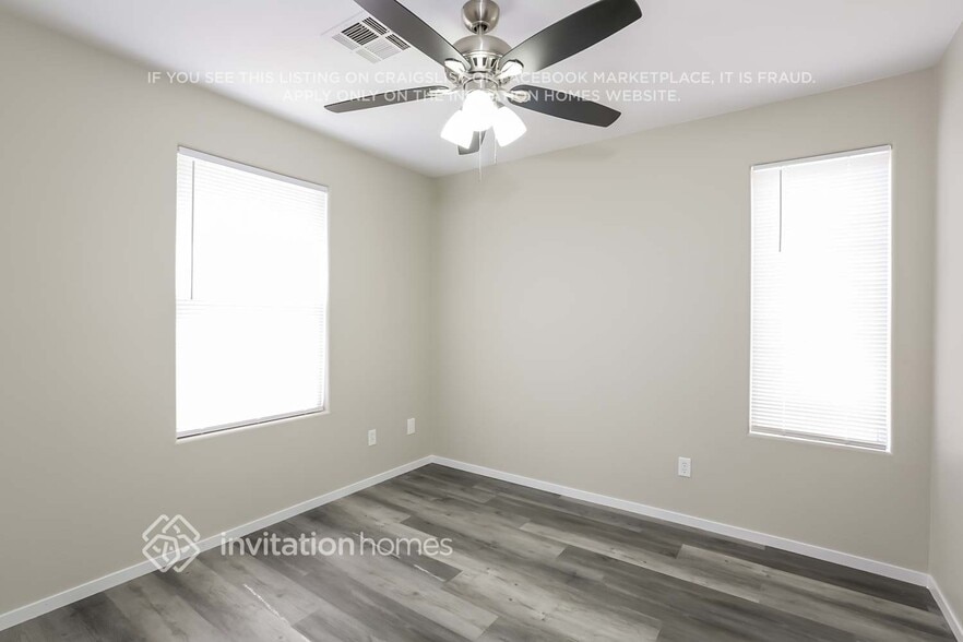 Building Photo - 6654 Tulip Falls Dr