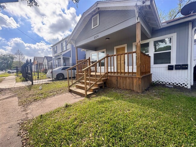 Building Photo - 5224 Leeland St