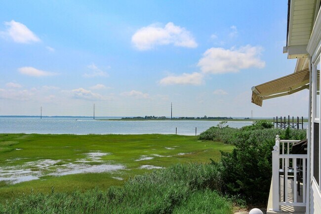 Building Photo - 72 Windjammer Dr
