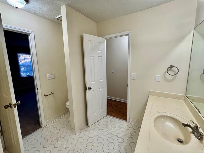 Building Photo - 1579 Harbins Rd NW