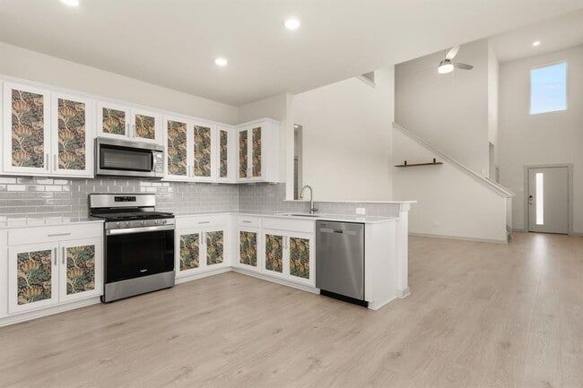 Building Photo - 140 New Hvn St