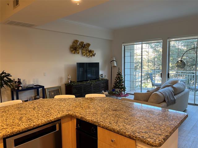 Building Photo - 3225 Turtle Creek Blvd