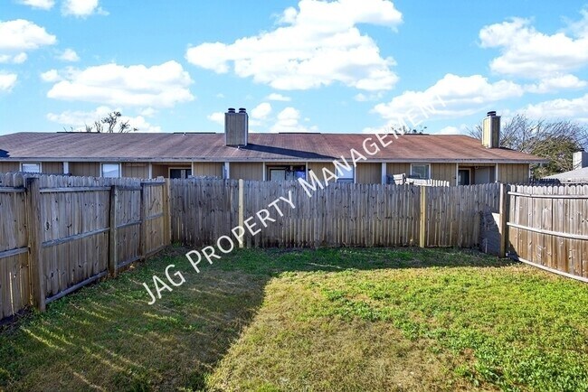 Building Photo - 1338 Gettysburg Dr