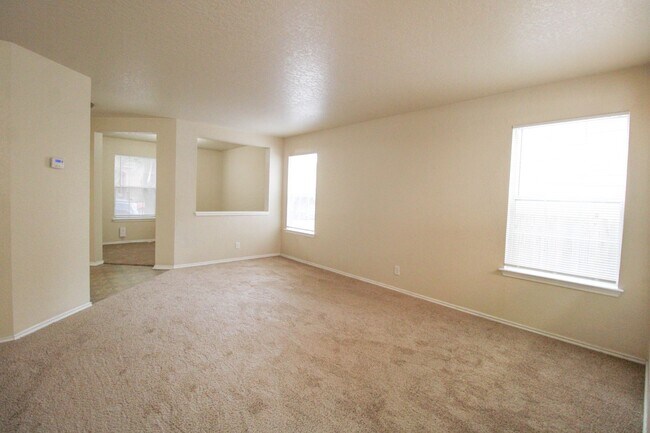 Building Photo - 16122 Branching Oaks