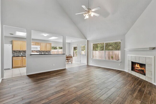 Building Photo - 18111 Stone Trail Manor Dr