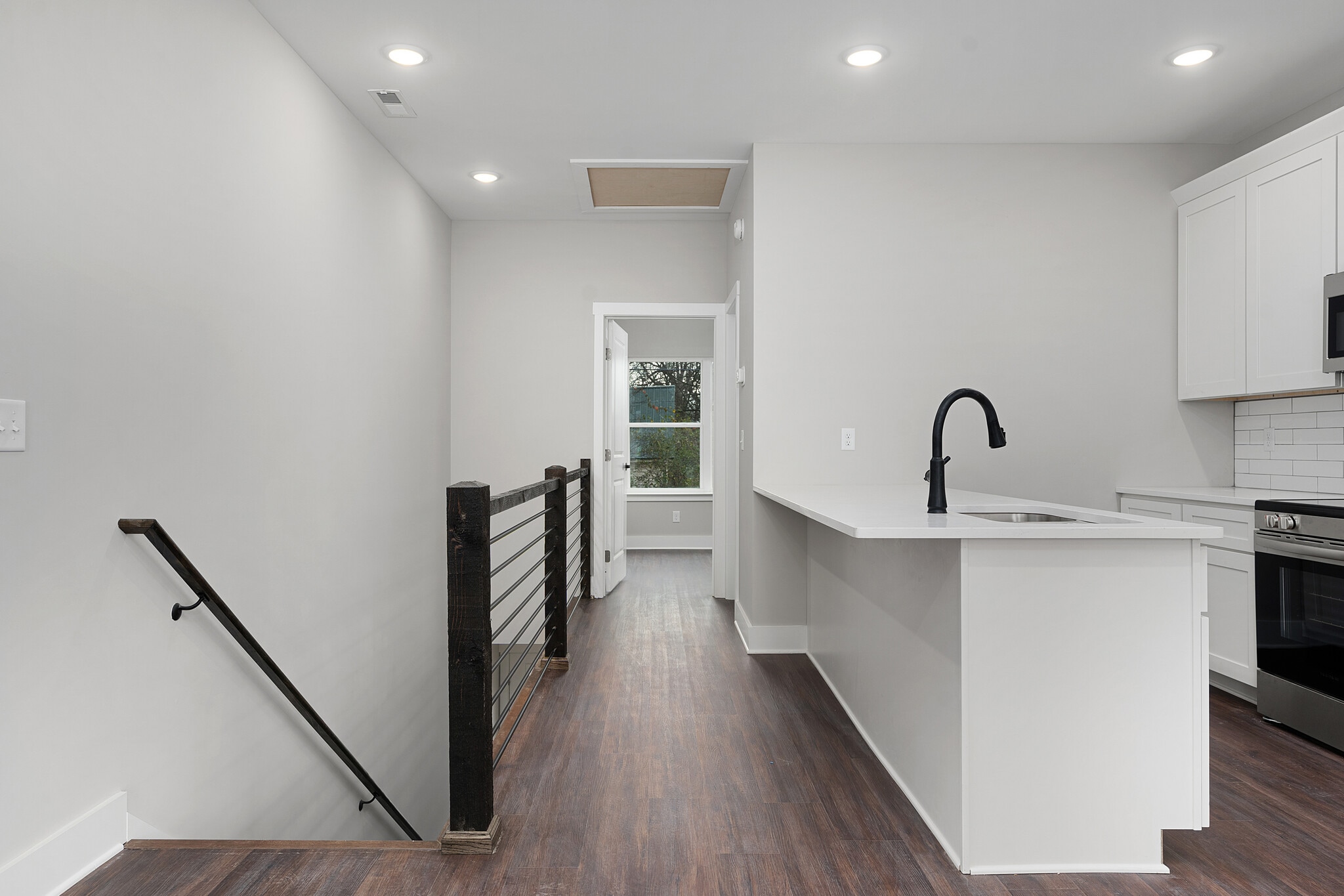 Building Photo - 1619 S Highland Park Ave