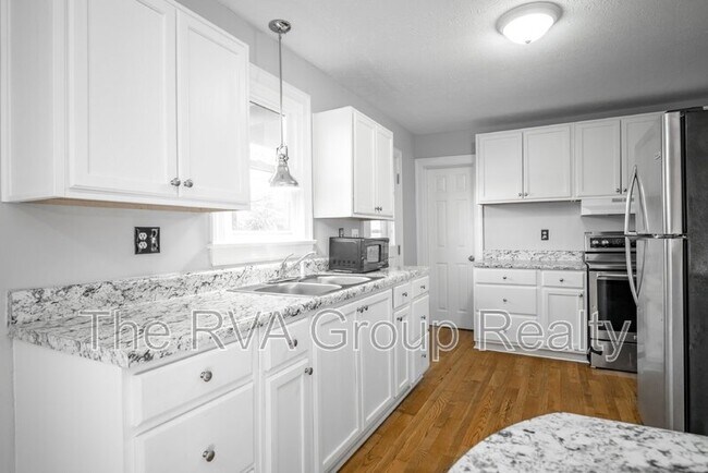 Building Photo - 2407 Bluefield St