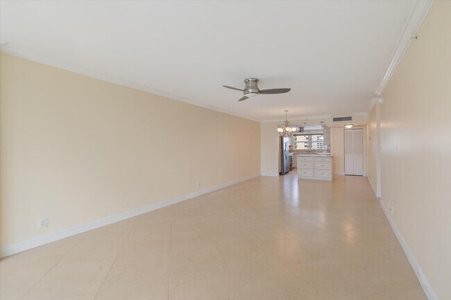 Building Photo - 3300 S Ocean Blvd