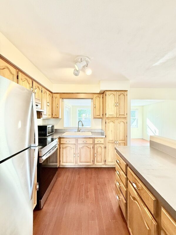 Building Photo - 13788 Montego Dr