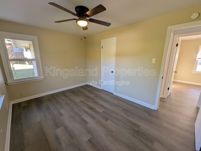 Building Photo - 1009 Bliss Dr