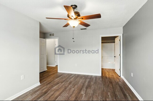 Building Photo - 74 Moultrie Village Ln