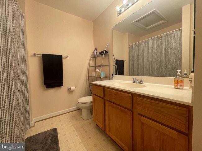 Building Photo - 14286 Glade Spring Dr