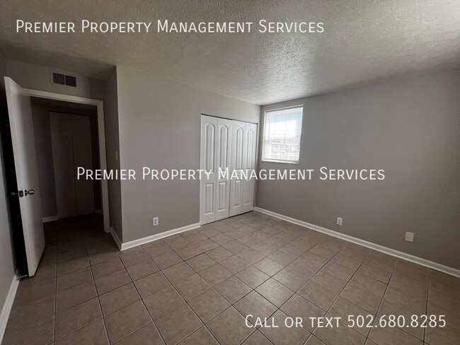Building Photo - 4401 Landside Dr