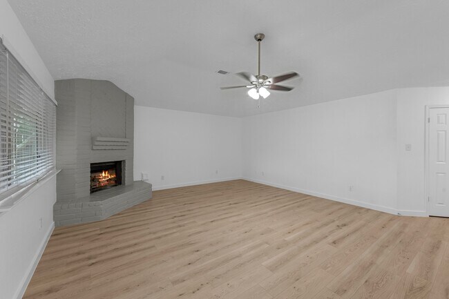 Building Photo - 22307 Silver Morning Cir