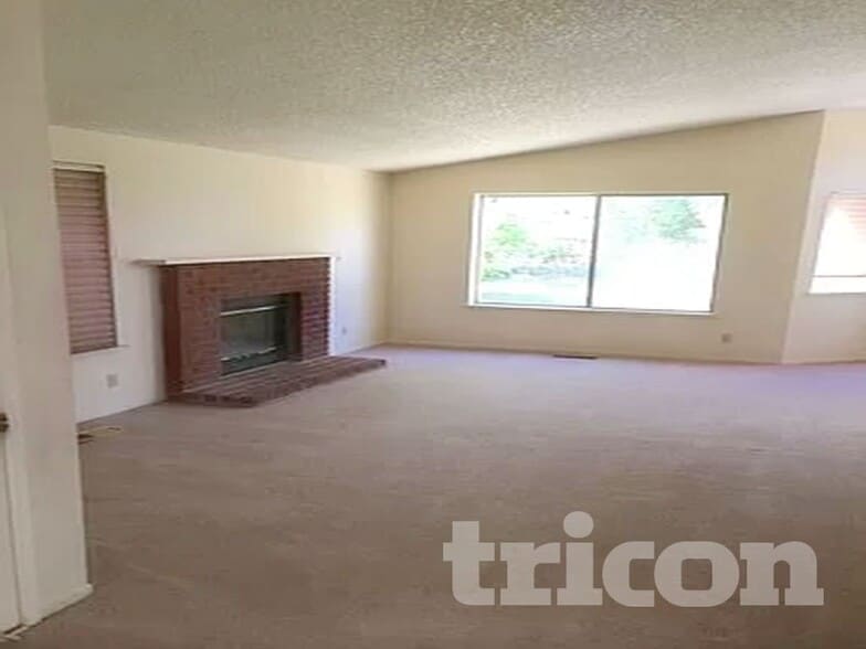 Building Photo - 6450 Enchanted Valley Dr