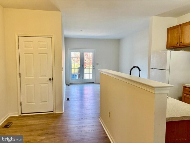 Building Photo - 2148 Danville Dr