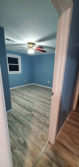 Building Photo - 333 Whitehead Rd