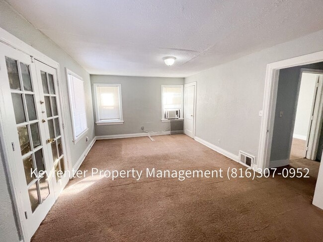 Building Photo - Price Drop!! Great 3 Bedroom home for rent!