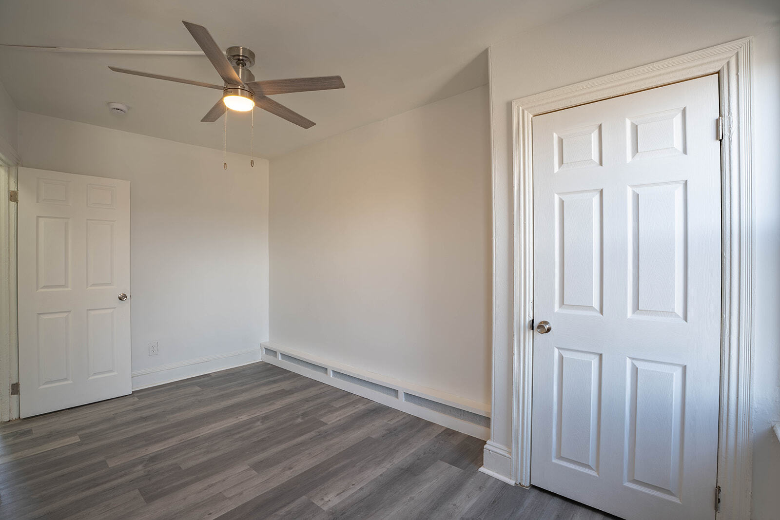 Building Photo - 120 Perry St