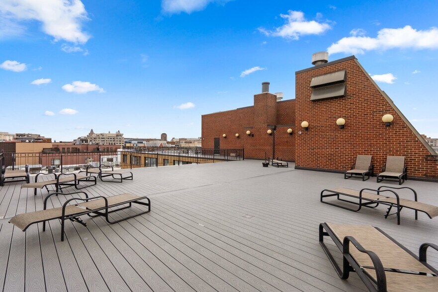 Building Photo - 1245 13th St NW