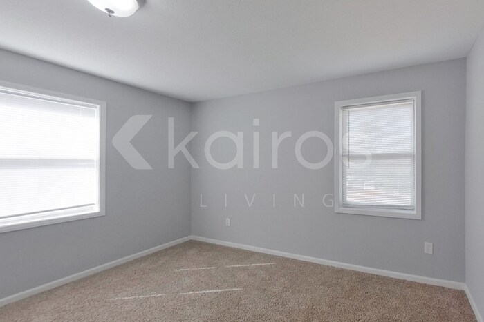 Building Photo - 3011 Walker St