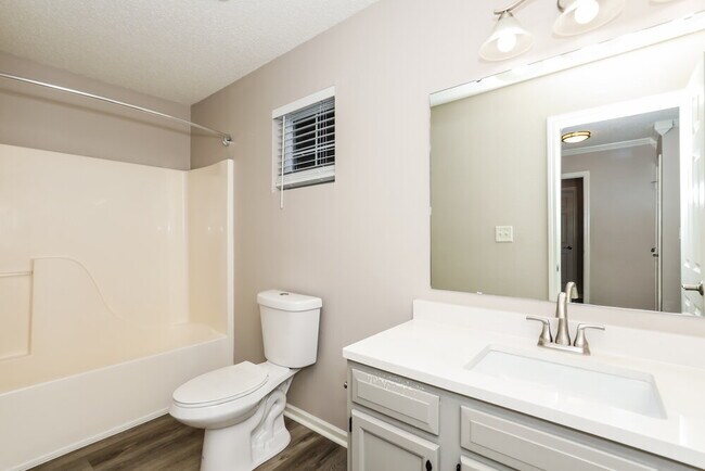 Building Photo - 9803 Trail Dr