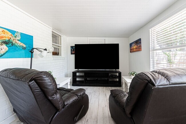 Building Photo - Coastal Charm Meets Modern Comfort – Water...