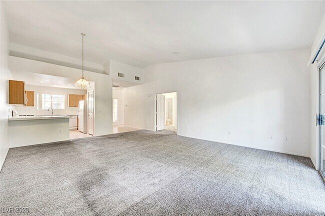 Building Photo - 10552 Pine Pointe Ave