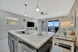 Building Photo - 2506 N Rocky Point Dr