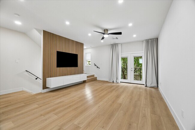 Building Photo - 12707 Boheme Dr