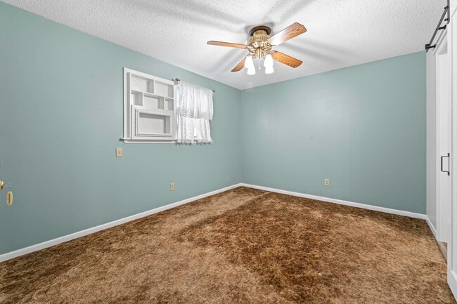 Building Photo - 319 Homeville Rd