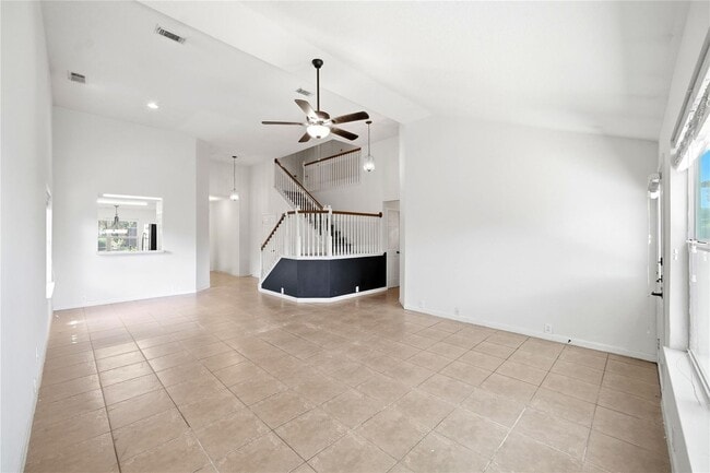 Building Photo - 727 Cypresswood Ridge
