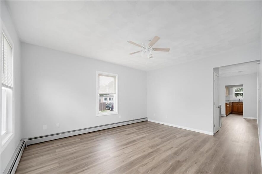 Building Photo - 117 Englewood Ave