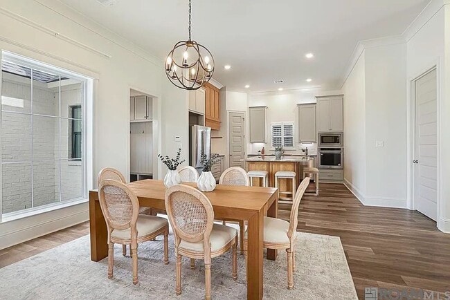 Building Photo - 4 Bedroom Home in Cheval Point Subdivision